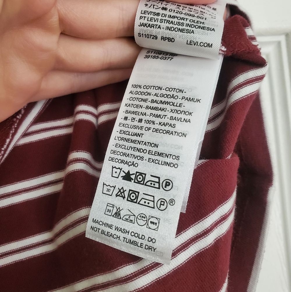 Levi's | Striped Tee - Picture 8 of 8
